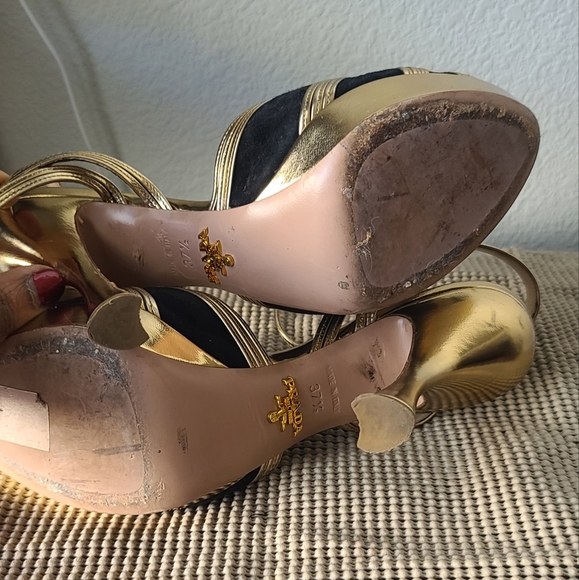 Prada Gold Leather Strapy Sandals - Picture 7 of 7